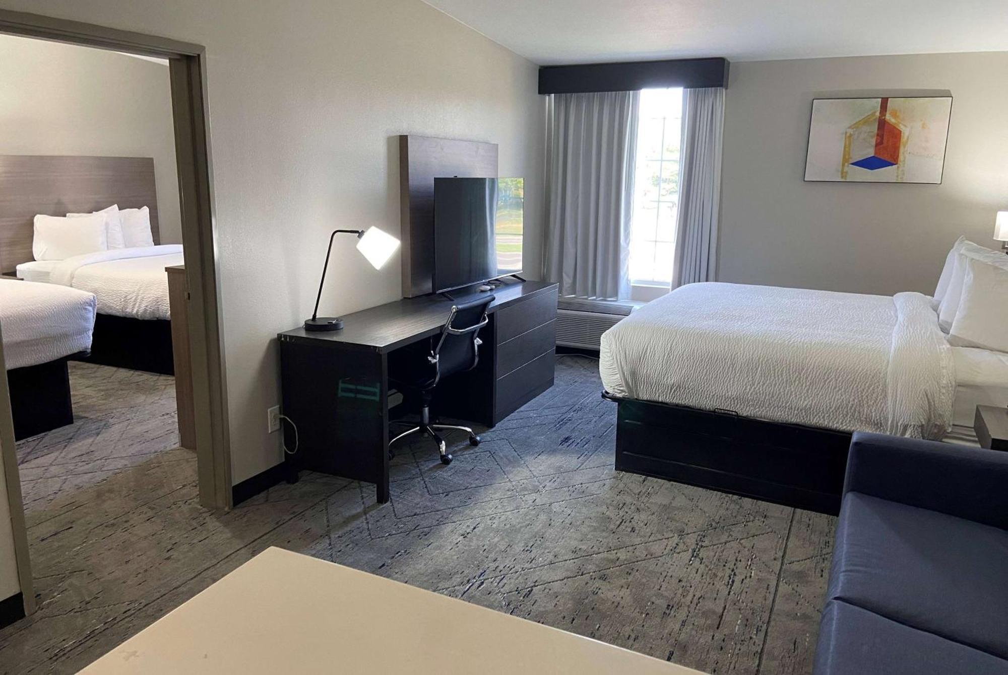 Days Inn & Suites By Wyndham Tahlequah Exterior foto